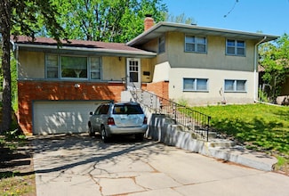1639 Clarence St, Saint Paul, MN 55106
