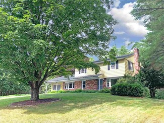 10 Dunster Dr, Hanover, NH 03755