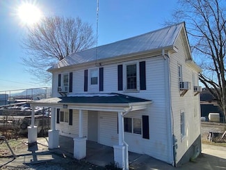 1806 Centre Ave NW, Roanoke, VA 24017