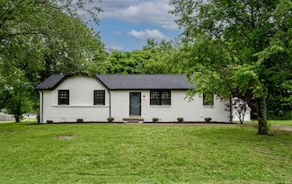 601 Flintlock Dr, Smyrna, TN 37167