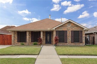 2716 Mayflower Dr, Meraux, LA 70075