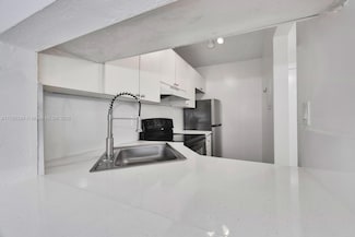 7403 SW 82nd St Unit 207N, Miami, FL 33143