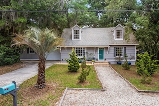324 N 15th St, Fernandina Beach, FL 32034