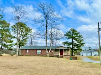8488 County Road 1082, Vinemont, AL 35179