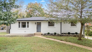2702 Donna Hill Dr, Nashville, TN 37214