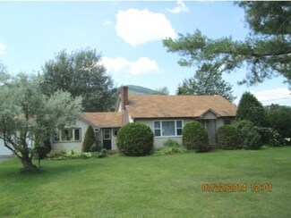 7119 River Rd Vt 102, Lemington, VT 05903