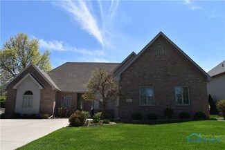 1351 Kensington Blvd, Bowling Green, OH 43402