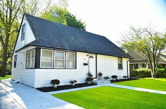 11 Myrtle Ave, Hempstead, NY 11550
