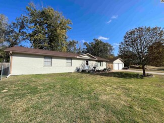502 E 3rd St, Pratt, KS 67124