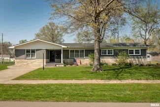 1510 W Malden St, Marion, IL 62959