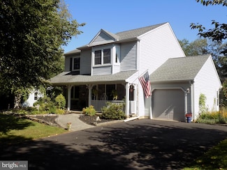 307 Hampton Cir, Perkasie, PA 18944