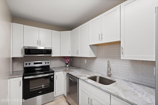 99C White St, Eatontown, NJ 07724