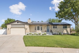 2104 W Champagne Cir, Taylorsville, UT 84129