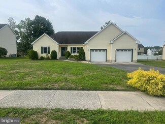 501 Jennifer Ln, Vineland, NJ 08360