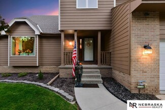 7712 S 45th Ave, Omaha, NE 68157