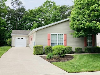 16 Knollwood Dr Unit 16, Hamilton, NJ 08330