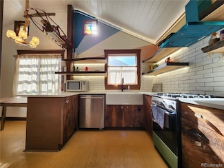 3335 Dexter St, Denver, CO 80207