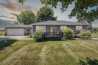 5911 Waldo Ave, Midland, MI 48642