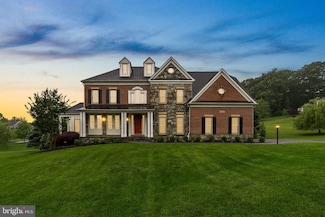 8800 Primula Dr, Gaithersburg, MD 20882