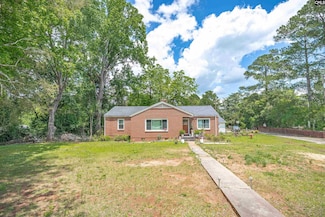 64 Robinson Ave, Winnsboro, SC 29180