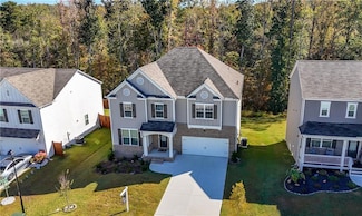 865 Athena Bend, Fairburn, GA 30213