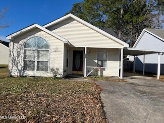 10766 E Bay Tree Dr, Gulfport, MS 39503