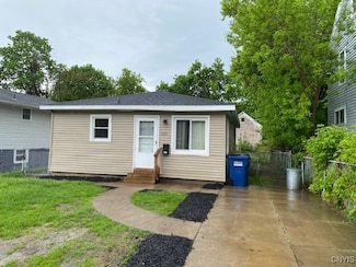 138 W Lynhurst Ave, Syracuse, NY 13205
