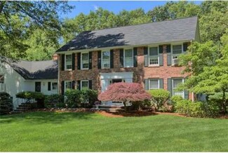 3 Pendant Ct, Andover, MA 01810