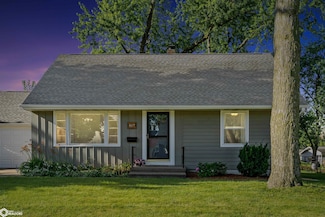 817 Staub Ct NE, Cedar Rapids, IA 52402
