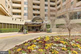 4601 N Park Ave, Chevy Chase, MD 20815