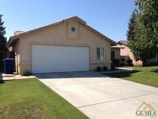 9005 Saint Jean Ct, Bakersfield, CA 93312