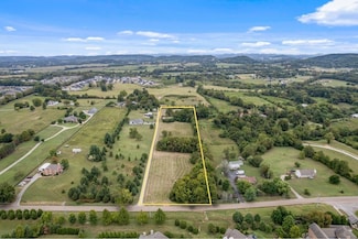 2736 Critz Ln, Thompson's Station, TN 37179