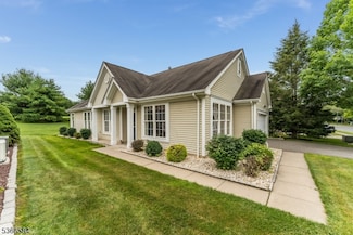 6 Kensington Cir Unit 6, Belvidere, NJ 07823
