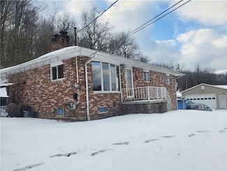 301 Schall Hollow Rd, Ford City, PA 16226