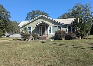153 Doak Ave, Camden, AR 71701