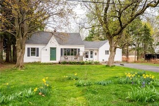 10674 Clarence Center Rd, Clarence, NY 14031