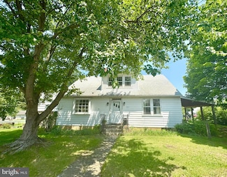 18010 Alpine Dr, Maugansville, MD 21767