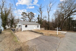 917 Cranford St, Winston Salem, NC 27107