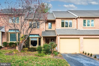 11 Treaty Dr, Chesterbrook, PA 19087