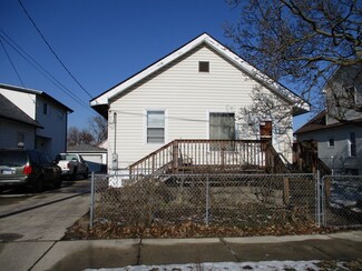 717 Chase Ave, Joliet, IL 60432