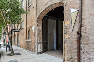 402 Julia St Unit 204, New Orleans, LA 70130