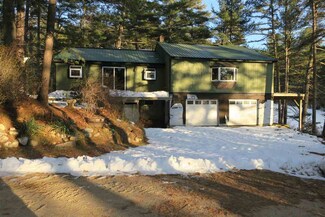 257 E Chocorua River Dr, Tamworth, NH 03817