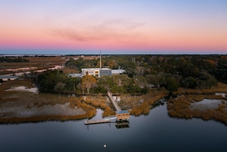 826 Curved Creek Ct, Charleston, SC 29412