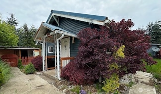320 Queen Ave, Pe Ell, WA 98572