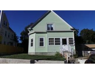 15 Wells St, Worcester, MA 01604