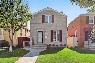 6923 W Foster Ave, Chicago, IL 60656