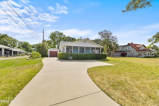 716 Riverside Dr, Daytona Beach, FL 32117