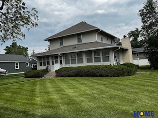 142 E Elm Ave, Elm Creek, NE 68836