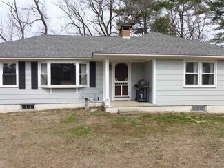 412 Park Ave, Contoocook, NH 03229