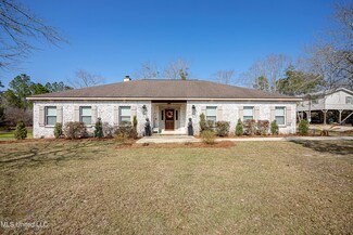 12025 Saracennia Rd, Moss Point, MS 39562